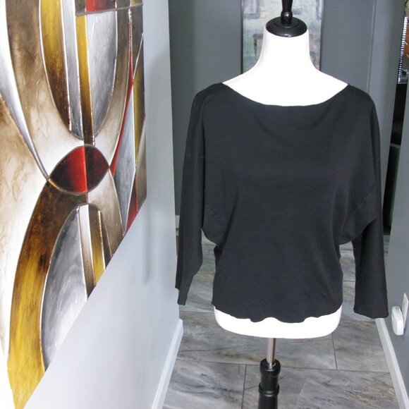 UNBRANDED Black Unfinished Seamed Top Size Medium - Picture 2 of 4